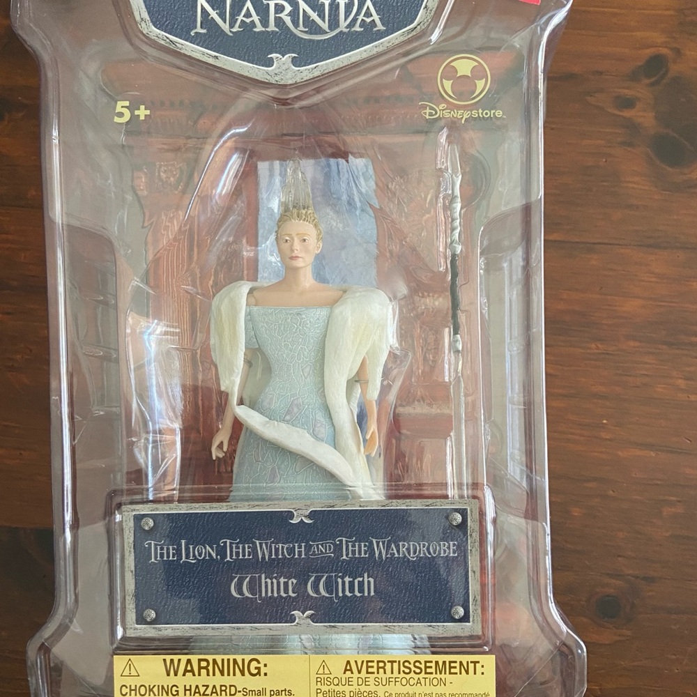 Disney Chronicles of Narnia White Witch Jadis Action Figure